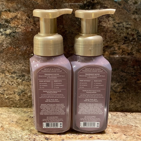 Set of 2 “Pink Peach Blossom“ BBW 8.75fl oz Gentle & Clean Foaming Hand Soap NWT - Picture 2 of 6